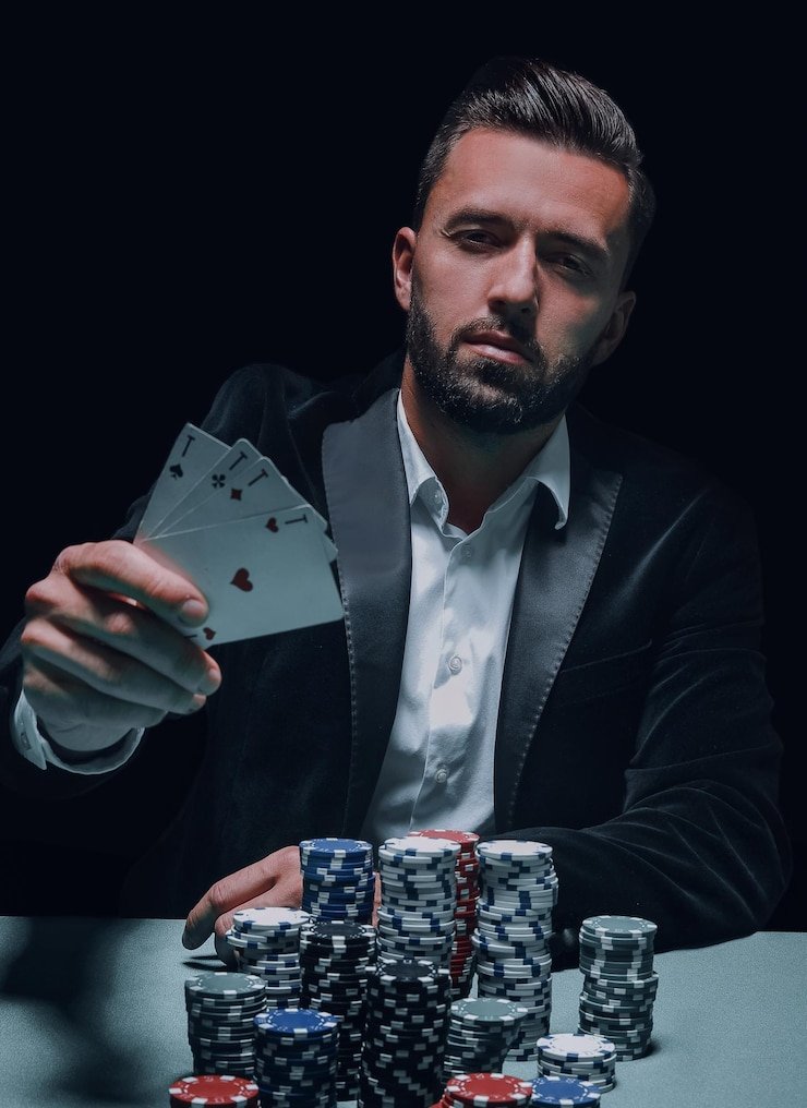 Mesin slot dengan kombinasi simbol warna-warni di layar